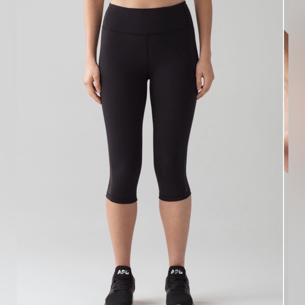 L-84 🍋 Lululemon 🍋 Smooth Stride Crop Black - Picture 3 of 8